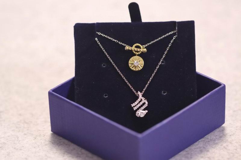 Swarovski Necklace 01lyr57